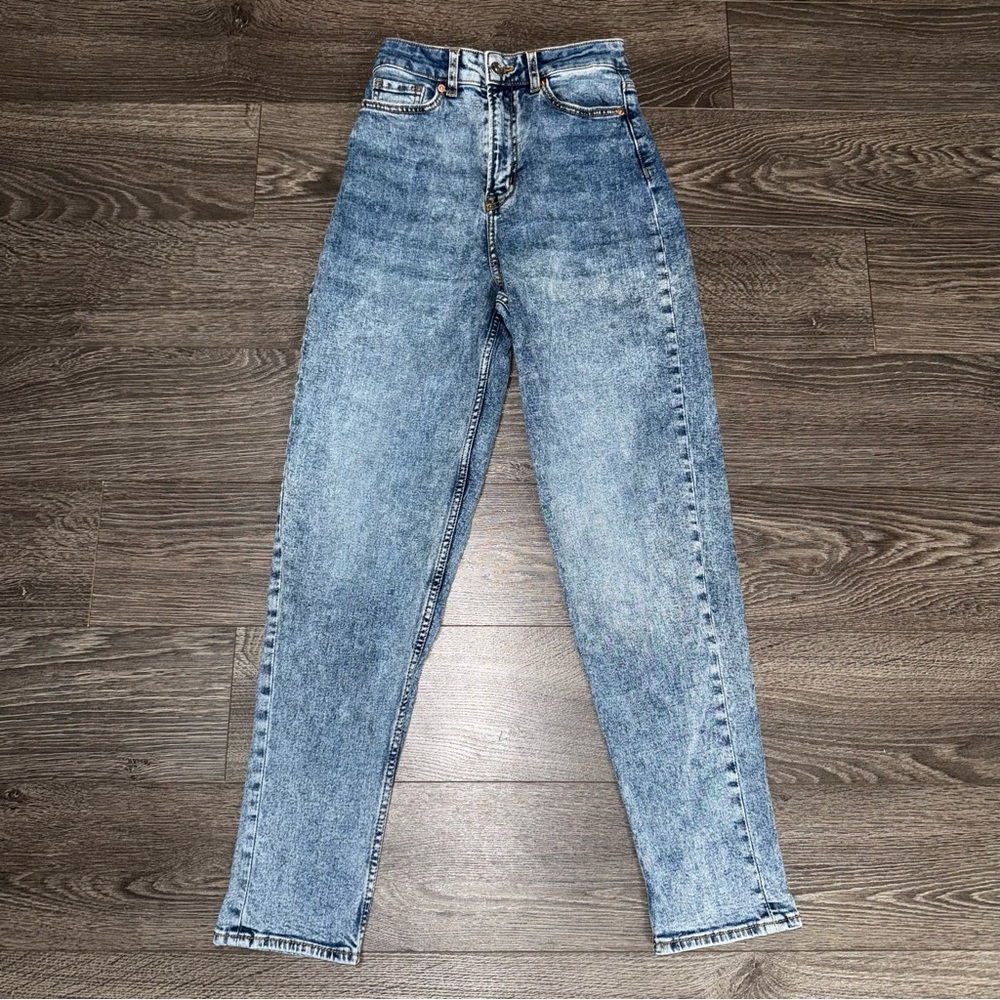 Divided H&M Jeans Women's Size 6‎ Blue High Rise Mom Acid Wash Zip Fly